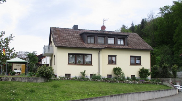 Haus neu.JPG